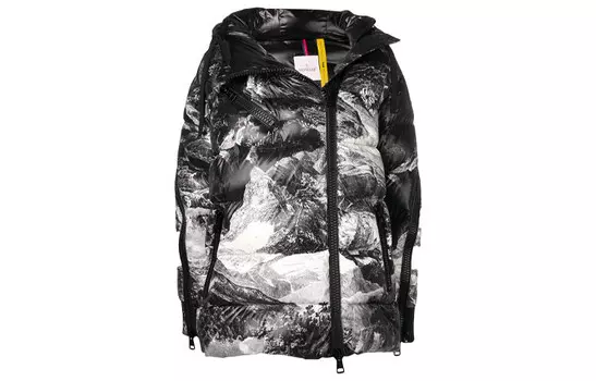 Пуховик женский черный Moncler