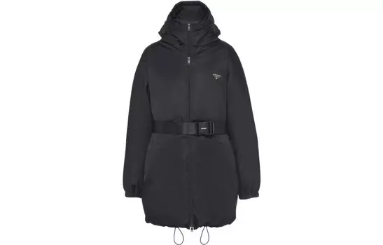 Пуховик женский Prada, черный