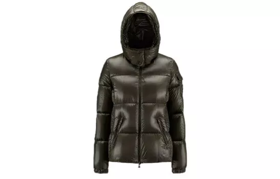 Пуховик женский темно-зеленый Moncler