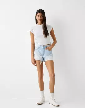 Рваные джинсовые шорты Bershka, голубой