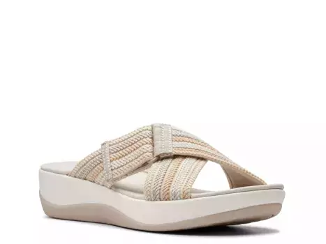 Сандалии Clarks Cloudsteppers Arla Wave, бежевые