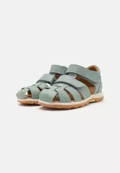 Сандалии Closed Toe Frei Wheat, мята