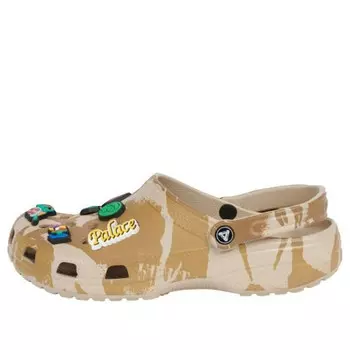 Сандалии palace x classic clog 'tan camo' Crocs, коричневый