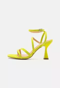 Сандалии с ремешком Even&Odd, цвет neon green