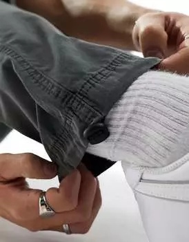 Серые зауженные брюки-карго Jack & Jones