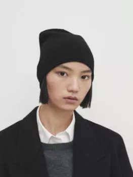 Шапка из полушерсти тонкой трикотажи Massimo Dutti, черный
