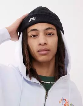 Шапка Nike черного цвета