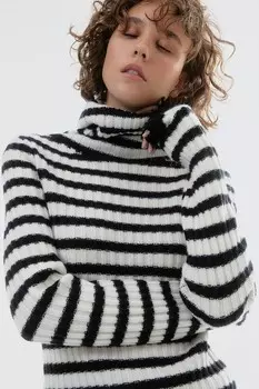 Шерстяной свитер в рубчик с водолазкой H&M, белый