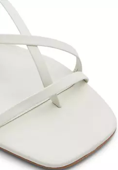 Шлепанцы TWO-PIECE ADRAUDER ALDO, белый