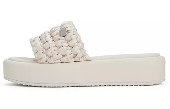 Шлепанцы женские Charles&Keith