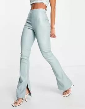 Синие расклешенные брюки из искусственной кожи с разрезами по низу Topshop