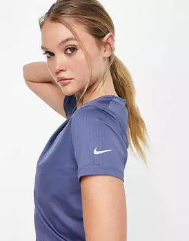 Синяя футболка с V-образным вырезом Nike Running