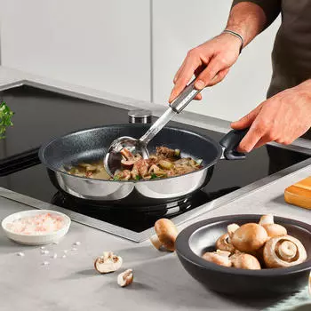Сковорода адамант премиум Fissler, серебряный