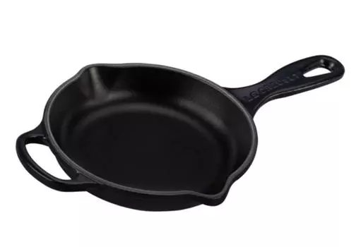 Сковорода для жарки и сервировки Le Creuset Чугунная черная 23 см