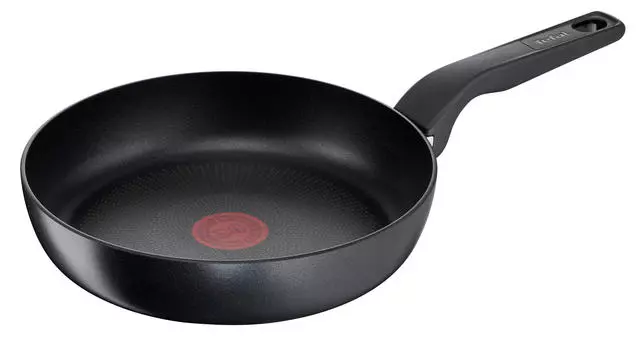 Сковорода hard titanium pro Tefal, черный