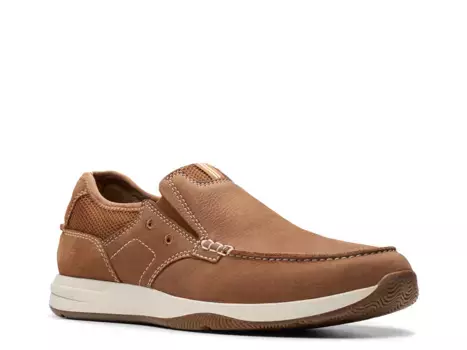 Слипоны Sailview Step Slip-On Clarks, цвет lighttan