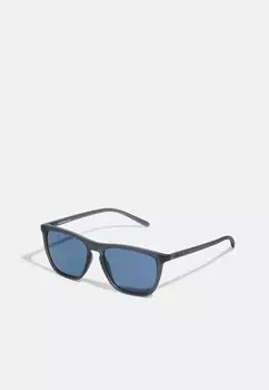 Солнцезащитные очки Arnette