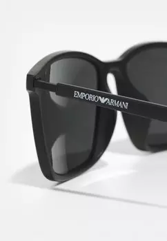 Солнцезащитные очки Emporio Armani, черный