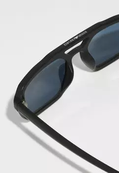 Солнцезащитные очки Emporio Armani, черный