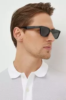 Солнцезащитные очки Gucci, черный