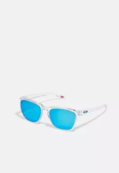Солнцезащитные очки Oakley