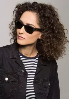 Солнцезащитные очки Ray-Ban