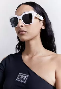 Солнцезащитные очки Versace, белые