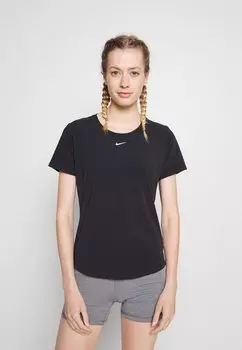 Спортивная футболка Nike