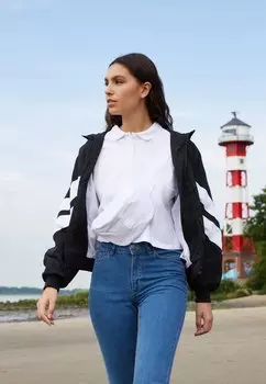 Спортивная куртка Urban Classics CRINKLE BATWING, цвет Black/White