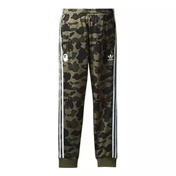 Спортивные штаны Bape x adidas originals Track Pants 'Camouflage', зеленый