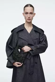 Стеганая микро сумка COS, черный