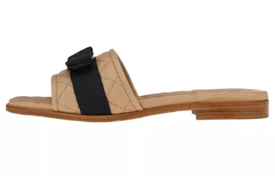 Стеганые шлепанцы Vara Bow Ferragamo