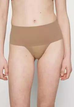Стринги Spanx