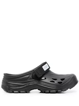 Suicoke формованные сандалии, черный