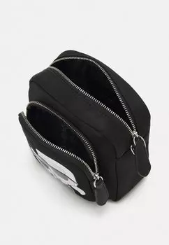 Сумка через плечо Ikonik 2.0 KARL LAGERFELD, черная