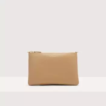 Сумка через плечо из зерненой кожи Coccinelle BEST CROSSBODY SMALL, бежевый