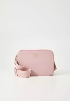 Сумка через плечо LOGOTAPE CAMERA BAG Tommy Hilfiger, розовый
