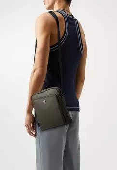 Сумка через плечо MILANO Guess, цвет military green