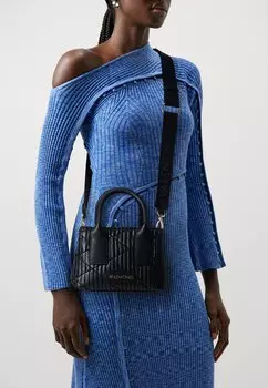 Сумка CLAPHAM Valentino Bags, цвет nero