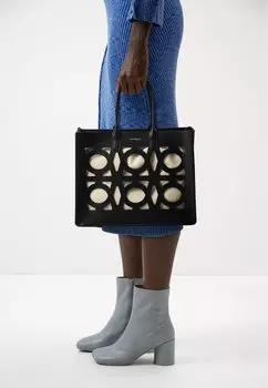 Сумка MONOGRAM SLICE Coccinelle, цвет noir