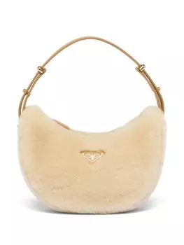 Сумка на плечо Prada Arqu из овчины, нейтральный цвет
