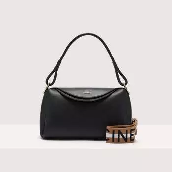 Сумка на плечо из зерненой кожи Coccinelle ECLYPS MEDIUM, черный