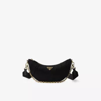 Сумка Prada с брендовой табличкой, черный