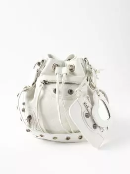 Сумка-ведро le cagole xs из мятой кожи Balenciaga, белый