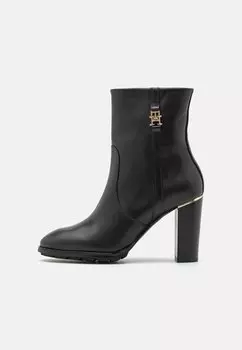 Сумки Tacn Tommy Hilfiger, цвет black