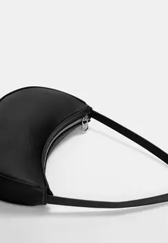 Сумочка HALF MOON PULL&BEAR, черный