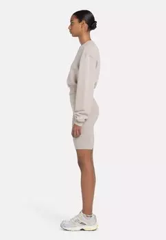 Свитшот Classics Wardrobe Essentials Reebok, сирень