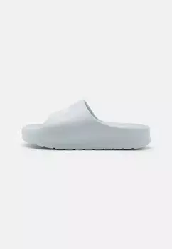 Тапочки Serve Slide 2.0 Lacoste, цвет light blue