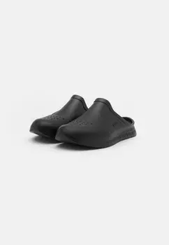 Тапочки Titanium unisex BOSS, черный