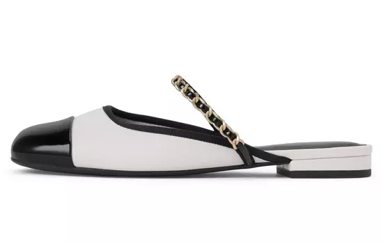 Тапочки женские Charles&Keith